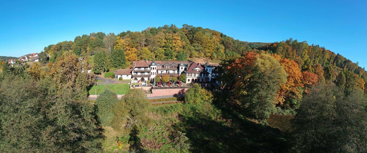 Naturhotel Ruegers Forstgut Mespelbrunn Ngoại thất bức ảnh
